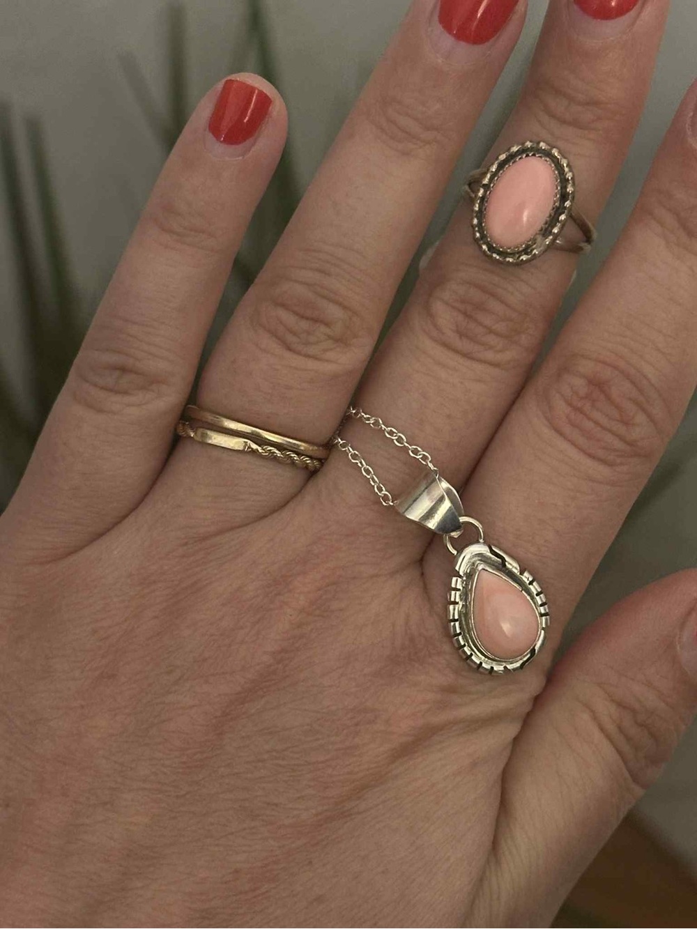 Sterling silver Navajo pink conch pendant and ring set